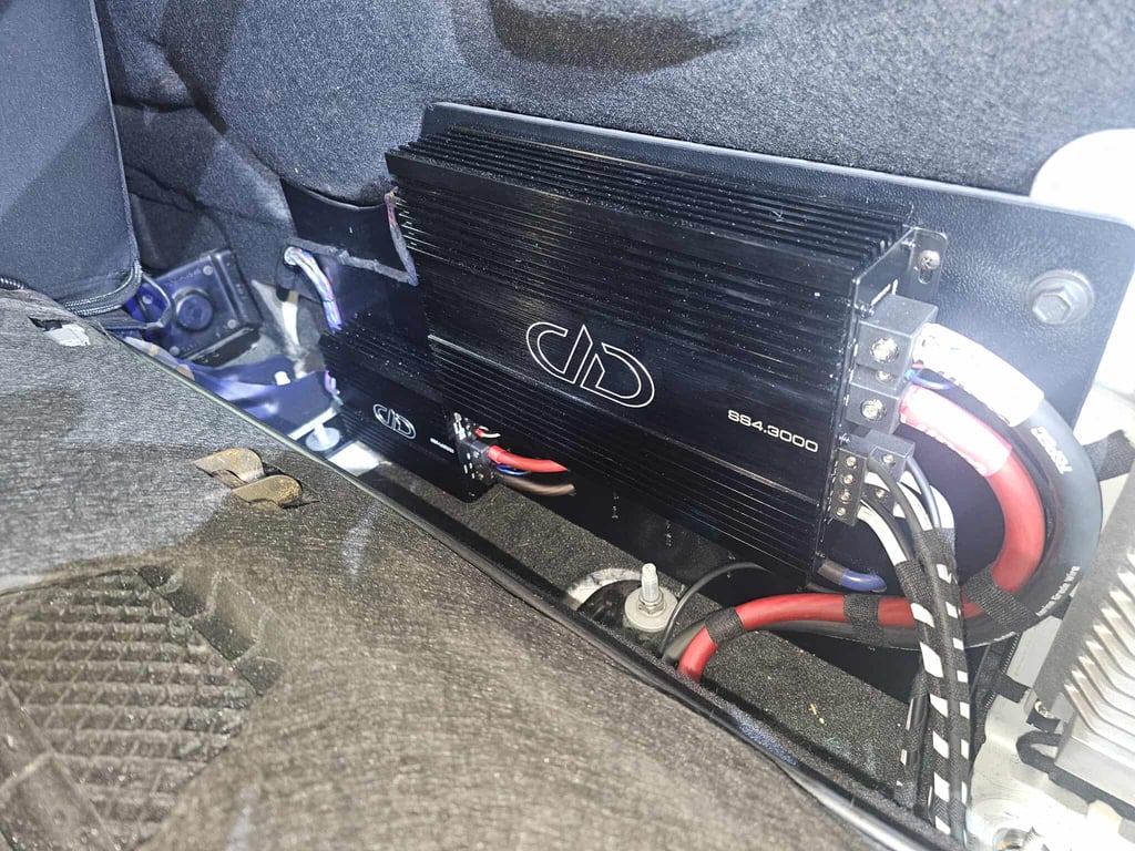 5150 Audio installation photography for Marine Audio